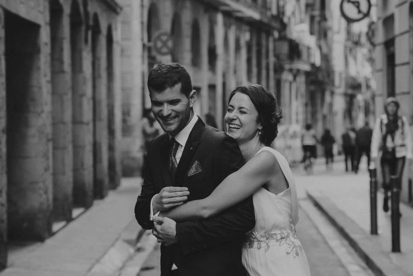 Wedding photographer Santorini: black and white photo by wedding photographer Mykonos.