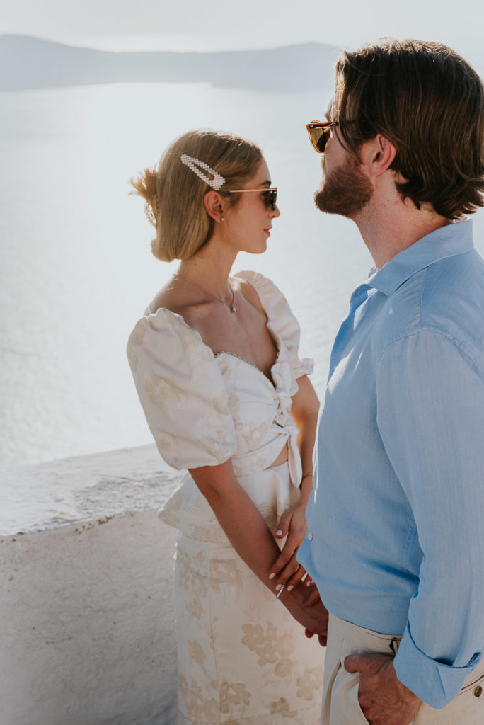 Santorini photographer: stunning couple by Ben and Vesna.